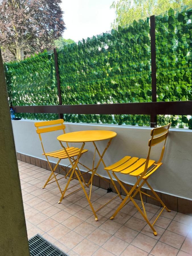 85 Mjka House Free Parking Como Albese Con Cassano ภายนอก รูปภาพ